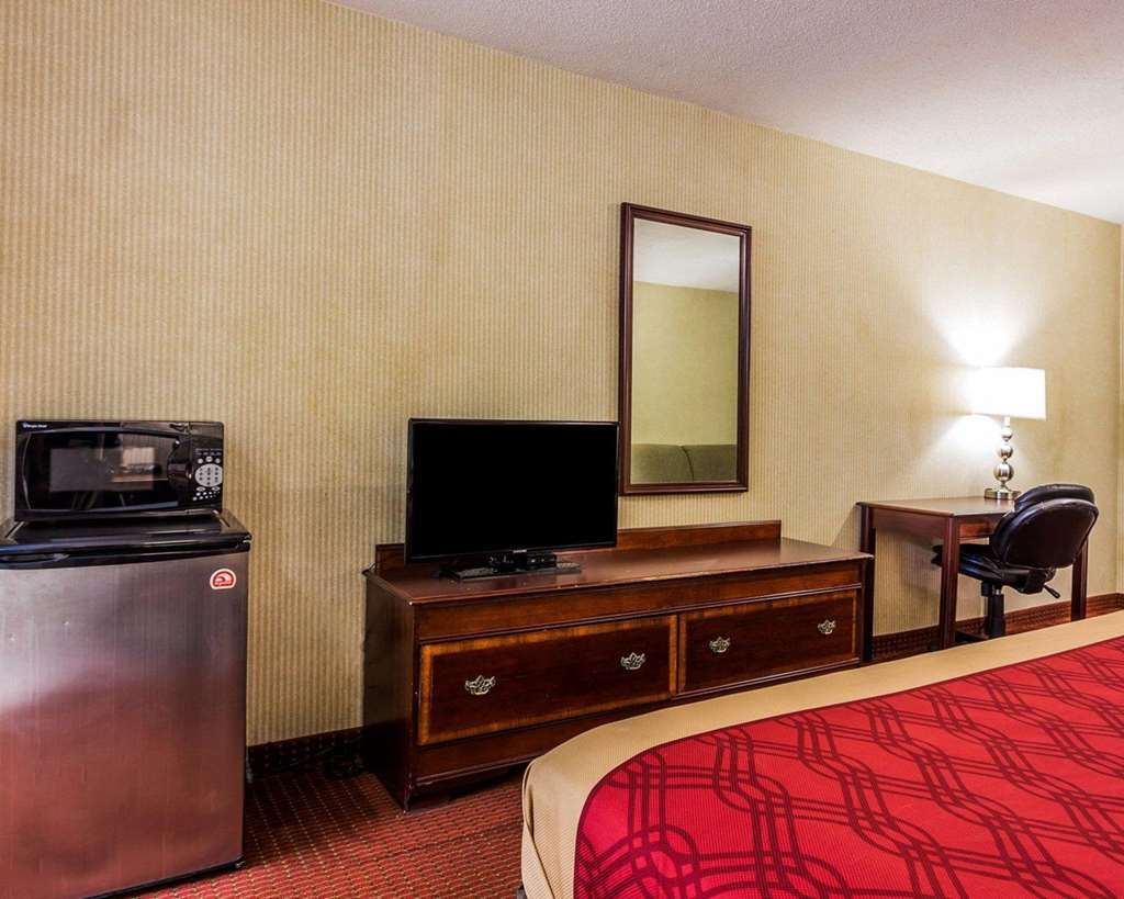 Econo Lodge Inn & Suites Matthews - Charlotte חדר תמונה