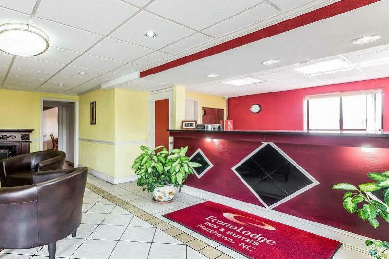 Econo Lodge Inn & Suites Matthews - Charlotte מראה חיצוני תמונה